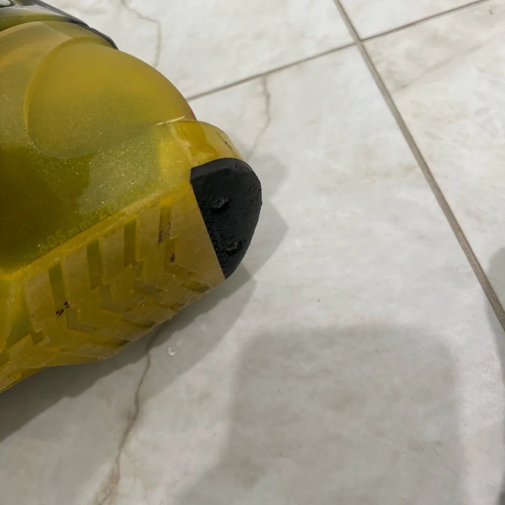 Salamon Yellow X Wave 10 Ski Boots Size 8 US